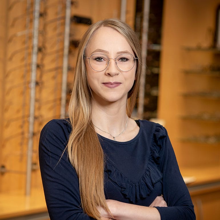 Portrait Bild von Sarah Gerwien – Optik Harting